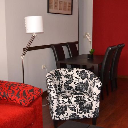 Apartamento Acueducto, tres dormitorios y parking gratis Mérida Exterior foto
