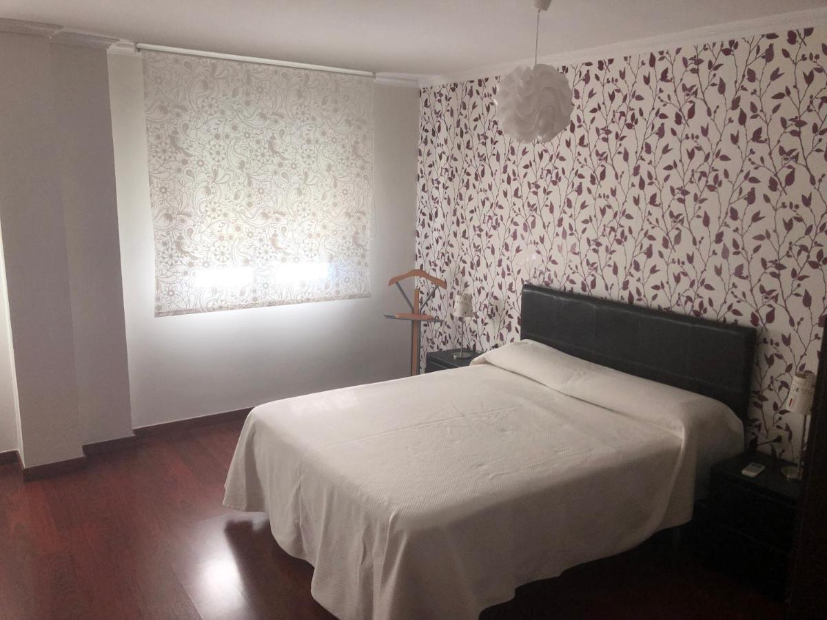 Apartamento Acueducto, tres dormitorios y parking gratis Mérida Exterior foto