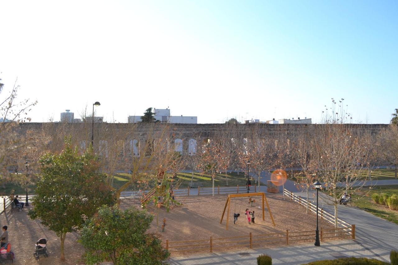 Apartamento Acueducto, tres dormitorios y parking gratis Mérida Exterior foto