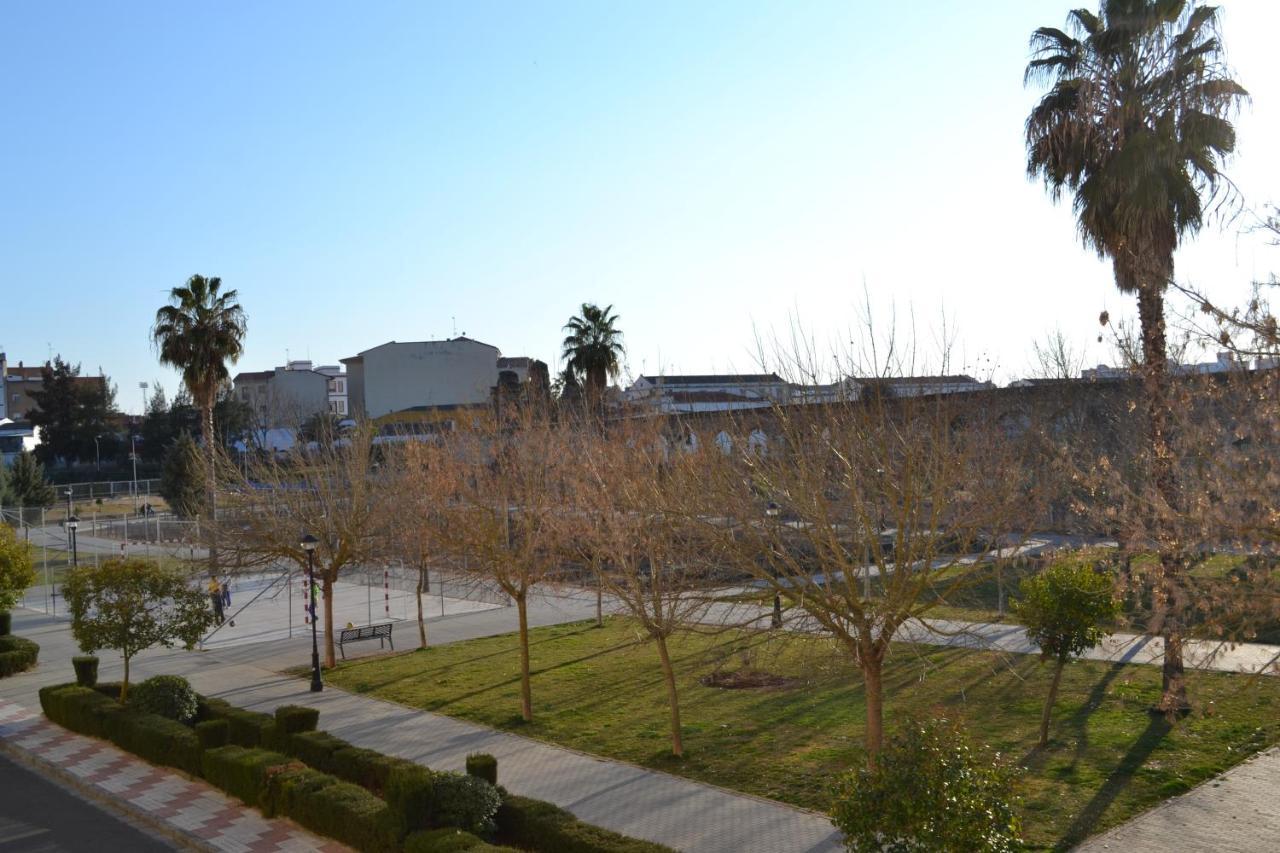Apartamento Acueducto, tres dormitorios y parking gratis Mérida Exterior foto