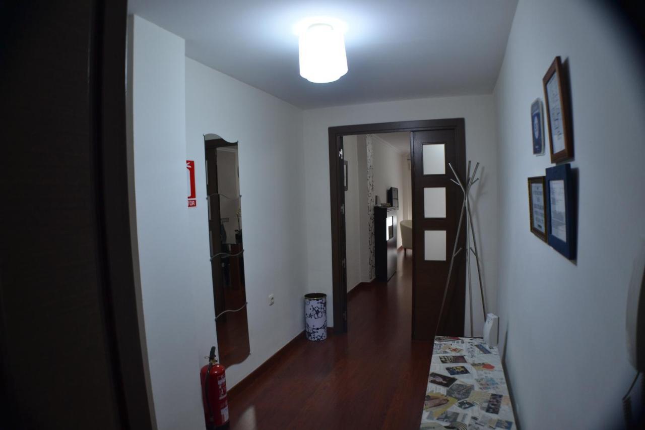 Apartamento Acueducto, tres dormitorios y parking gratis Mérida Exterior foto